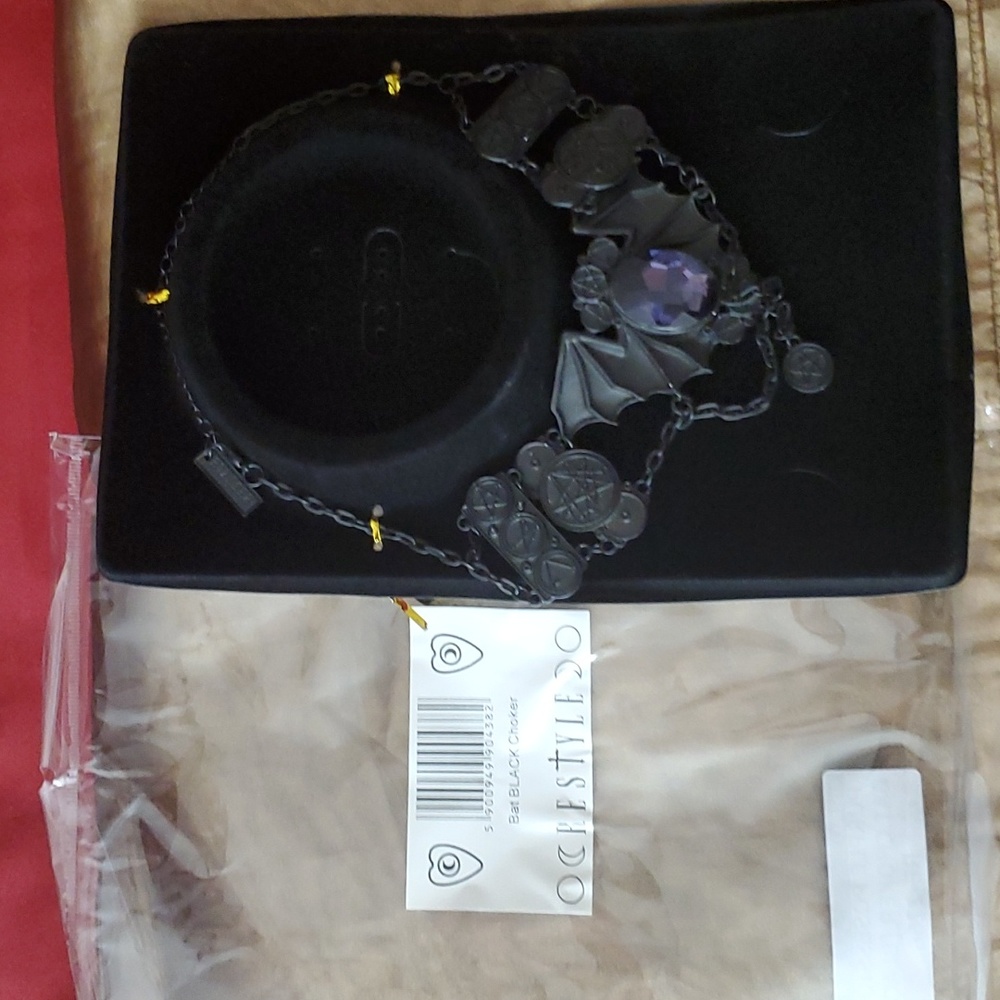 *NWT* Restyle's Purple Posession Bat Choker - Picture 12 of 16
